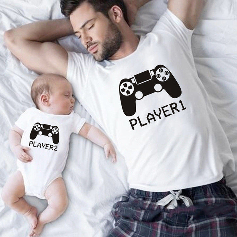 Player 1 t-shirt for dad and Player 2 onesie for baby, ideal matching outfit for gamer familie