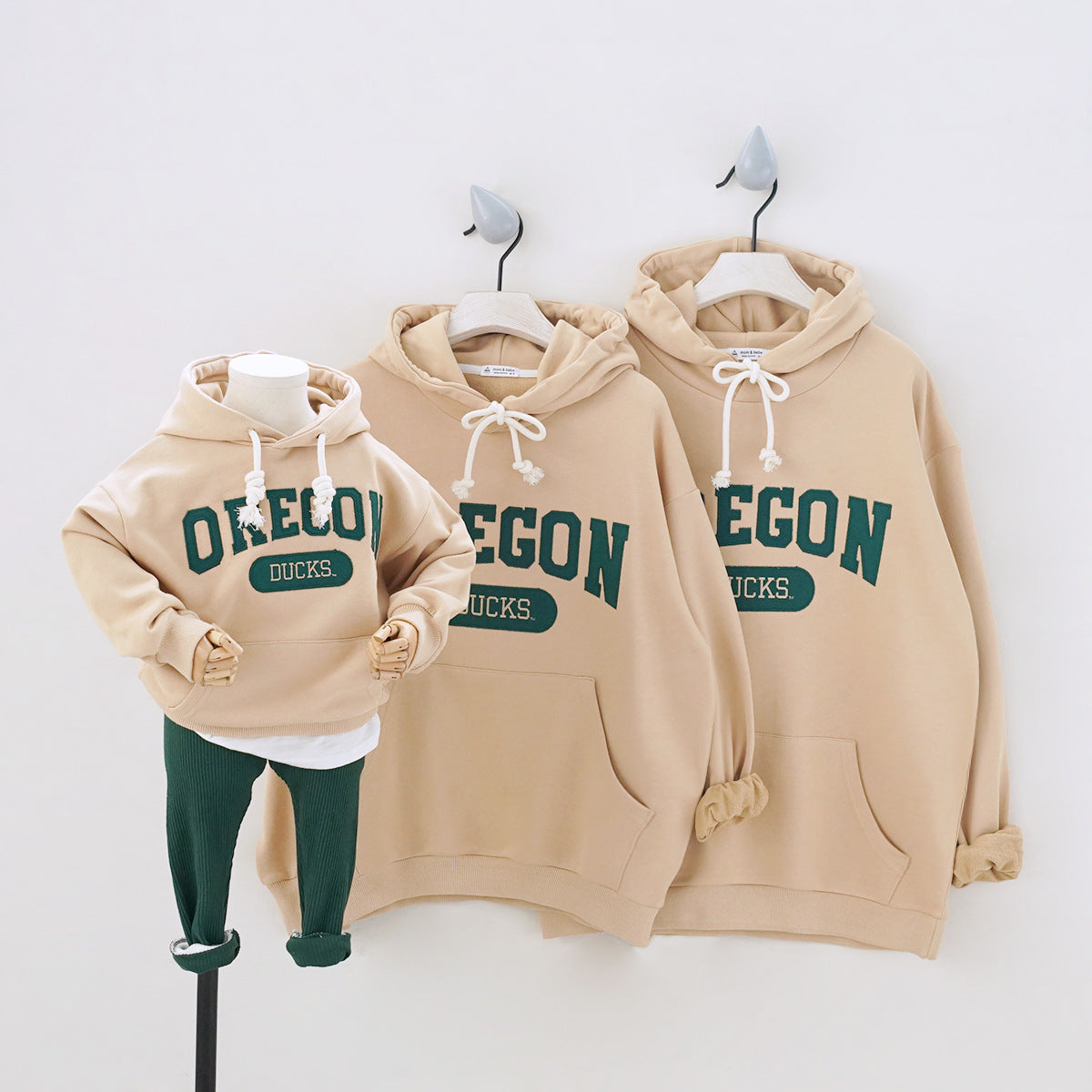 Family Matching Oregon Ducks Hoodie - dresslikemommy.com