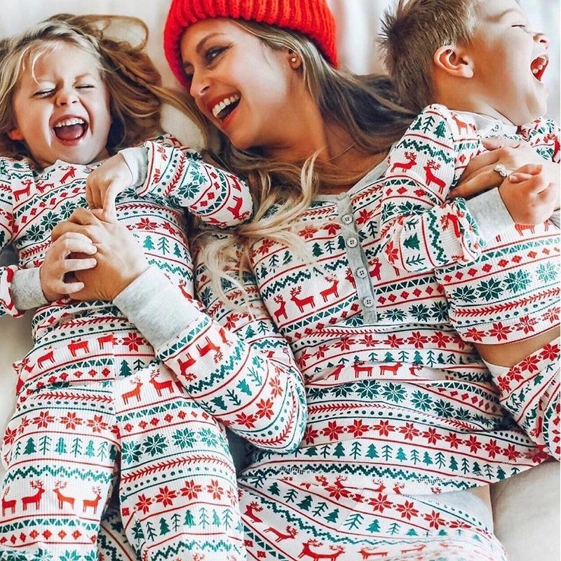 Family Matching Christmas Deer Snowflake PJs-Family Matching-dresslikemommy.com